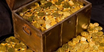 شاهد صورة//عثور على كنز ثمين جدا وآثار من الذهب الخالص غربي العاصمة صنعاء